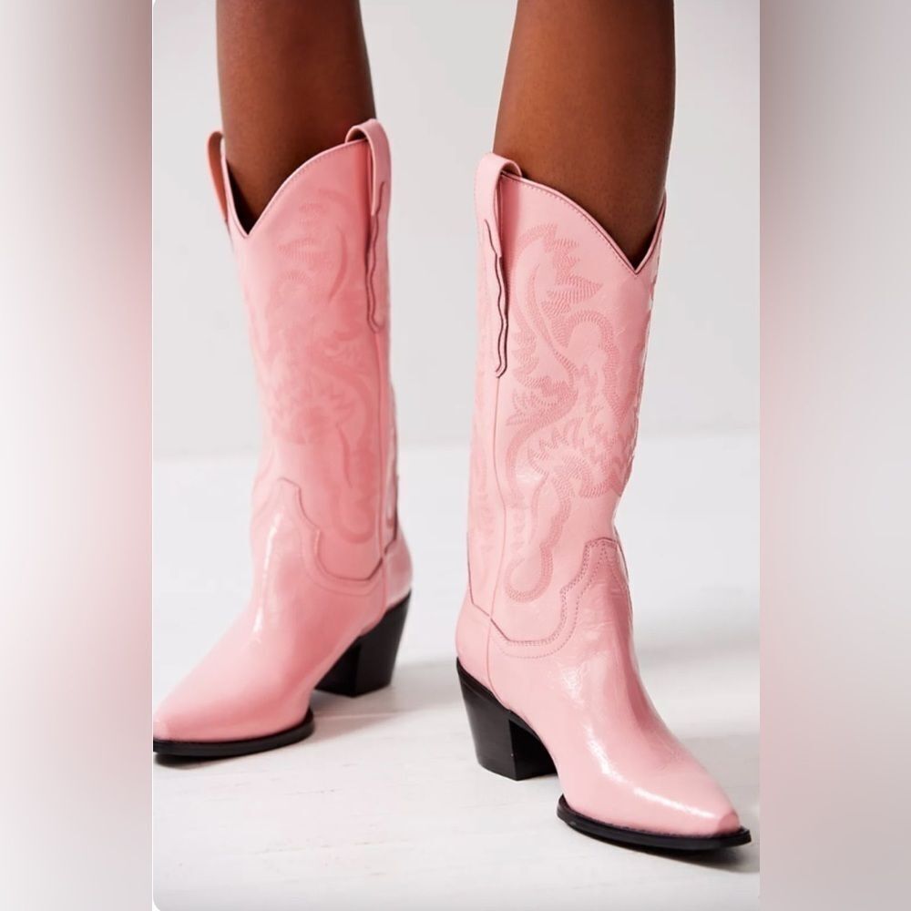 Free People Jeffrey Campbell Dagget Western Boots Soft Pink Free People size 7.5